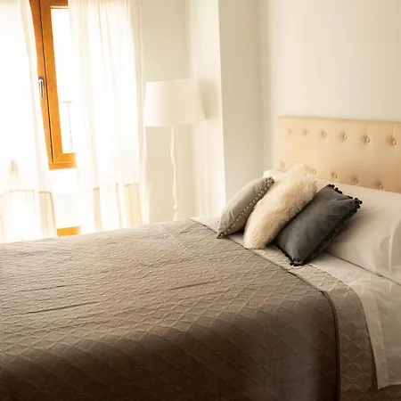 Apartment Aurrekoetxea 36 Vacation Rental, 2d