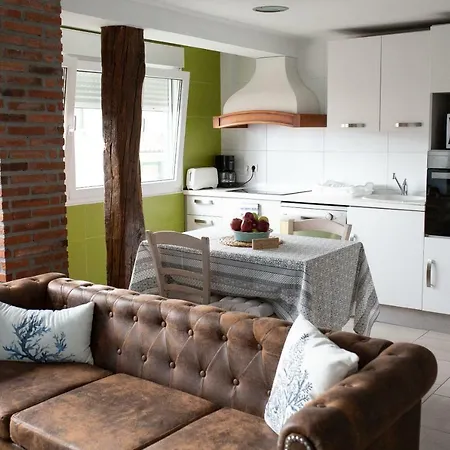 Apartment Aurrekoetxea 36 Vacation Rental, 2d