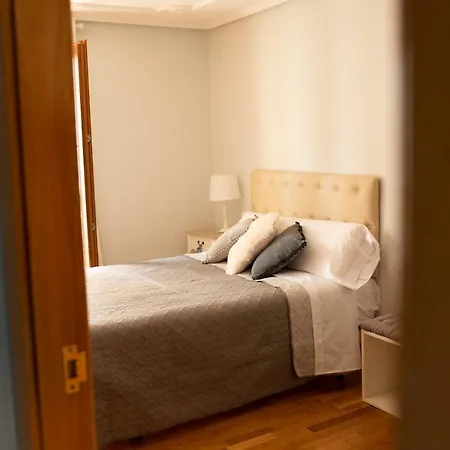 Aurrekoetxea 36 Vacation Rental, 2d Apartment Bermeo